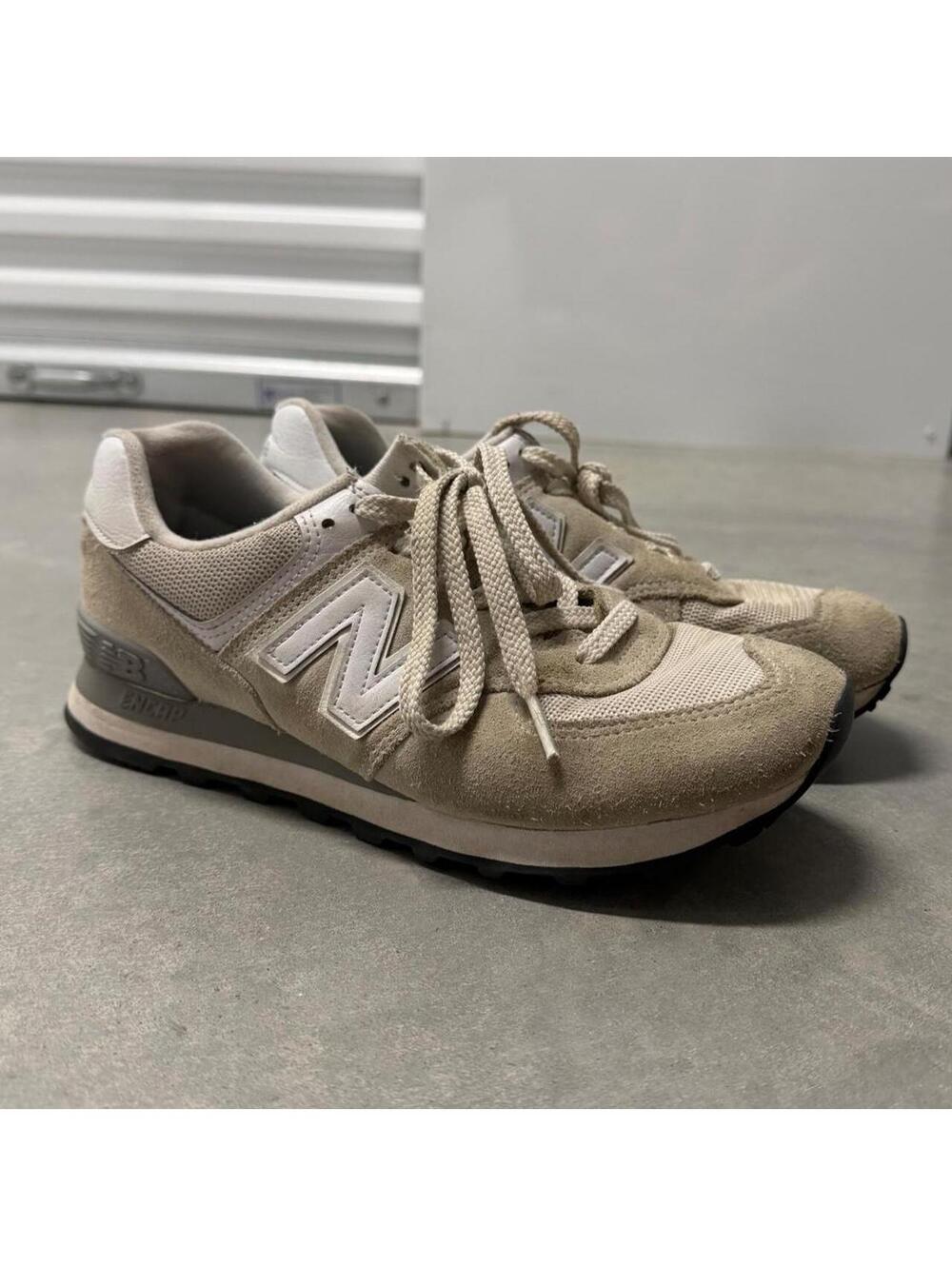 New Balance 574 Women’s Size 8 Beige Cream Suede Sneakers WL574EVW Classic